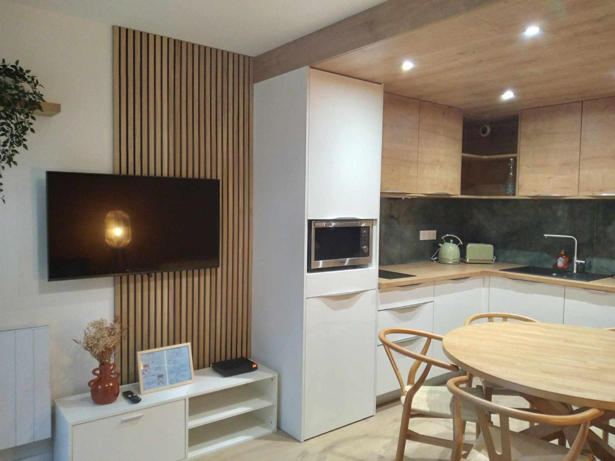 Duplex Lumineux - 40M2 - 2 Chambres - Balcon Terrasse - Parking - Entierement Renove En Mai 2024 Cauterets Exterior foto